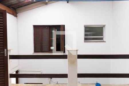 Casa à venda com 130m², 3 quartos e 2 vagas Casa à venda com 130m², 3 quartos e 2 vagasÁrea Externa