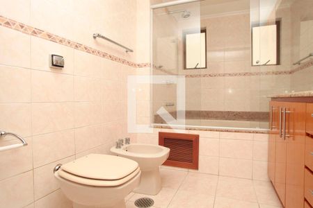 Apartamento à venda com 501m², 4 quartos e sem vagaBanheiro Quarto 1 Suíte