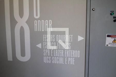 Apartamento à venda com 29m², 1 quarto e sem vagaÁrea comum