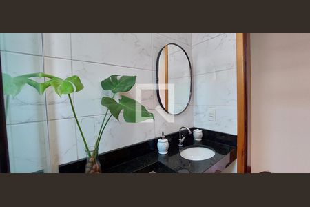 Apartamento para alugar com 148m², 3 quartos e 1 vaga Apartamento para alugar com 148m², 3 quartos e 1 vagaBanheiro 2