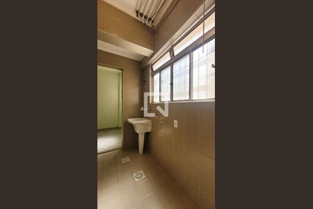 Apartamento à venda com 76m², 3 quartos e 1 vagaÁrea de Serviço