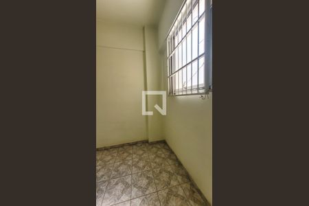 Apartamento à venda com 76m², 3 quartos e 1 vagaÁrea de Serviço