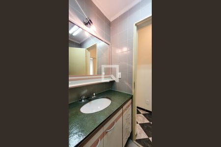 Apartamento à venda com 76m², 3 quartos e 1 vagaBanheiro Social