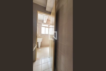 Apartamento à venda com 76m², 3 quartos e 1 vagaBanheiro da Área de Serviço