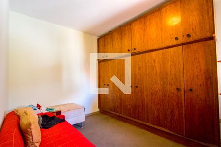 Casa à venda com 180m², 3 quartos e 2 vagasQuarto 2