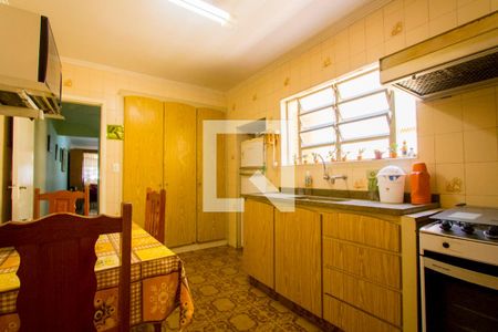 Casa à venda com 180m², 3 quartos e 2 vagasCozinha