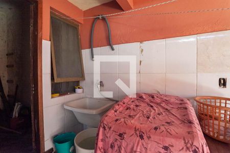 Casa à venda com 350m², 4 quartos e 3 vagas Casa à venda com 350m², 4 quartos e 3 vagasÁrea de serviço