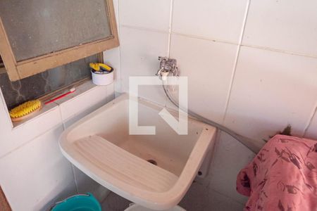 Casa à venda com 350m², 4 quartos e 3 vagas Casa à venda com 350m², 4 quartos e 3 vagasÁrea de serviço