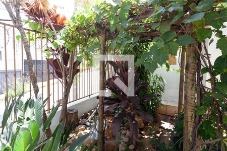 Casa à venda com 350m², 4 quartos e 3 vagas Casa à venda com 350m², 4 quartos e 3 vagasEntrada/Varanda