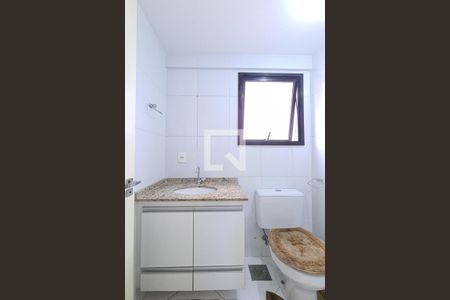 Apartamento à venda com 67m², 2 quartos e 1 vagaBanheiro Social