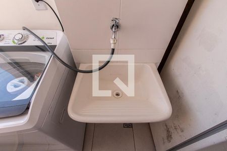 Apartamento para alugar com 60m², 2 quartos e 1 vaga Apartamento para alugar com 60m², 2 quartos e 1 vagaÁrea de Serviço