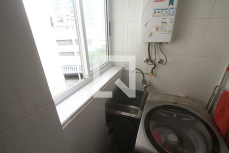 Apartamento à venda com 70m², 2 quartos e 1 vagaÁrea de Serviço