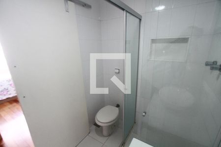 Apartamento à venda com 70m², 2 quartos e 1 vagaBanheiro suite