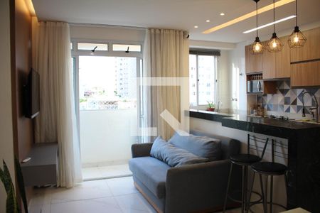 Sala de apartamento à venda com 2 quartos, 56m² em Cidade Industrial, Contagem