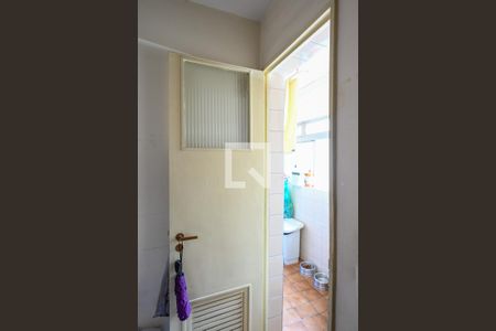 Apartamento à venda com 82m², 3 quartos e 1 vaga Apartamento à venda com 82m², 3 quartos e 1 vagaBanheiro de Serviço