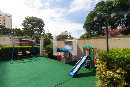 Apartamento à venda com 109m², 3 quartos e 2 vagas Apartamento à venda com 109m², 3 quartos e 2 vagasÁrea comum - Playground