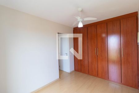 Apartamento à venda com 109m², 3 quartos e 2 vagas Apartamento à venda com 109m², 3 quartos e 2 vagasSuíte 02