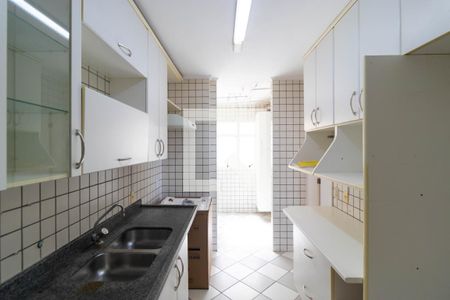 Apartamento à venda com 109m², 3 quartos e 2 vagas Apartamento à venda com 109m², 3 quartos e 2 vagasCozinha