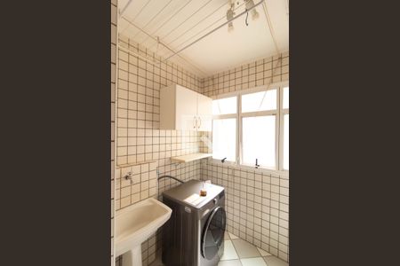 Apartamento à venda com 109m², 3 quartos e 2 vagas Apartamento à venda com 109m², 3 quartos e 2 vagasÁrea de Serviço