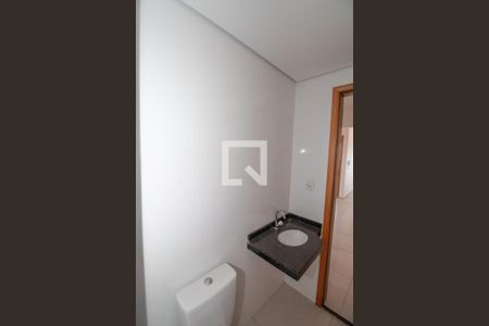 Apartamento à venda com 43m², 2 quartos e 1 vaga Apartamento à venda com 43m², 2 quartos e 1 vagaBanheiro Social