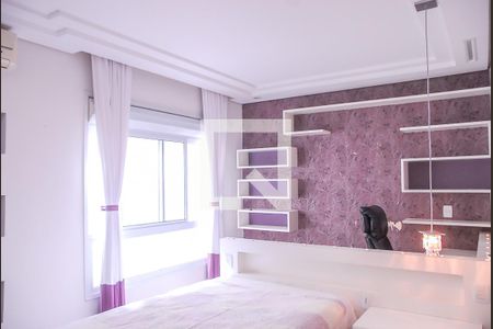 Casa à venda com 444m², 4 quartos e 7 vagas Casa à venda com 444m², 4 quartos e 7 vagasQuarto 2 - Suíte