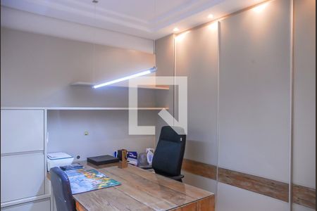 Casa à venda com 444m², 4 quartos e 7 vagas Casa à venda com 444m², 4 quartos e 7 vagasEscritório
