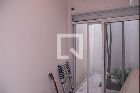 Casa à venda com 444m², 4 quartos e 7 vagas Casa à venda com 444m², 4 quartos e 7 vagasQuarto de Serviço