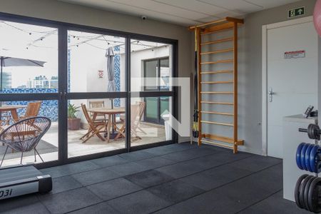 Apartamento à venda com 63m², 2 quartos e 1 vaga Apartamento à venda com 63m², 2 quartos e 1 vagaÁrea comum - Academia