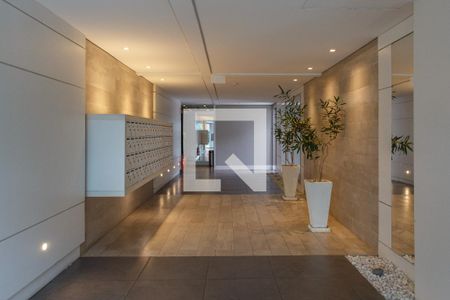 Apartamento à venda com 63m², 2 quartos e 1 vaga Apartamento à venda com 63m², 2 quartos e 1 vagaHall social