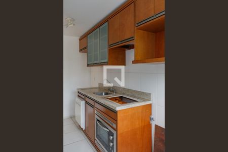 Apartamento à venda com 63m², 2 quartos e 1 vaga Apartamento à venda com 63m², 2 quartos e 1 vagaCozinha e Área de Serviço