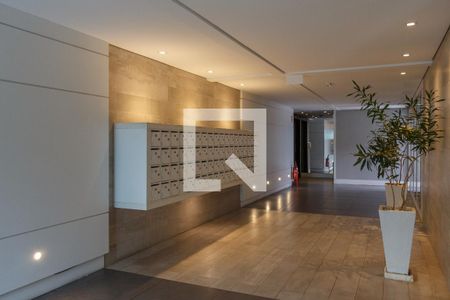 Apartamento à venda com 63m², 2 quartos e 1 vaga Apartamento à venda com 63m², 2 quartos e 1 vagaHall social