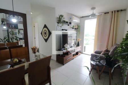 Sala de apartamento para alugar com 2 quartos, 60m² em Anil, Rio de Janeiro