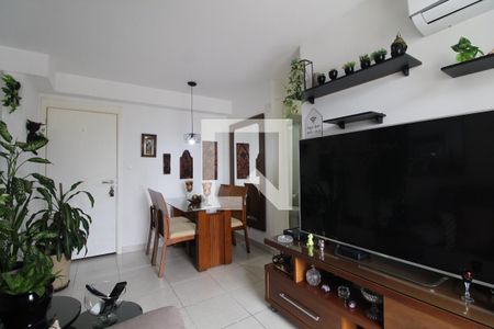 Sala de apartamento para alugar com 2 quartos, 60m² em Anil, Rio de Janeiro