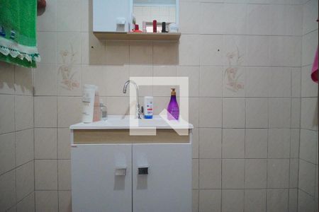 Casa à venda com 140m², 2 quartos e 2 vagasBanheiro