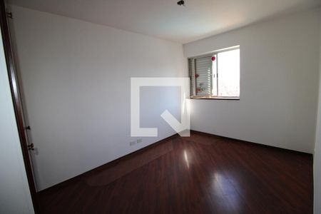 Apartamento à venda com 90m², 4 quartos e 2 vagasQuarto 2