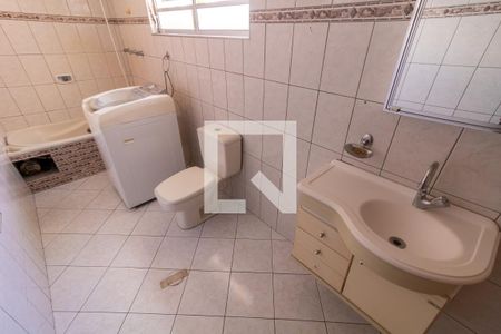 Casa à venda com 132m², 2 quartos e 2 vagas Casa à venda com 132m², 2 quartos e 2 vagasBanheiro da Suíte 1