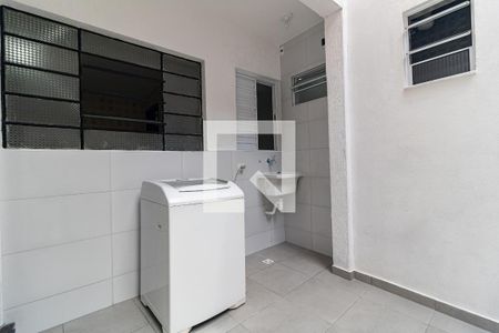 Casa à venda com 140m², 5 quartos e 2 vagas Casa à venda com 140m², 5 quartos e 2 vagasLavanderia da Casa 1