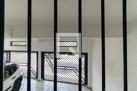 Casa à venda com 140m², 5 quartos e 2 vagas Casa à venda com 140m², 5 quartos e 2 vagasVista do Quarto 2 da Casa 1