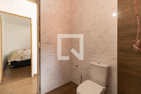 Casa à venda com 140m², 5 quartos e 2 vagas Casa à venda com 140m², 5 quartos e 2 vagasBanheiro Social da Casa 2