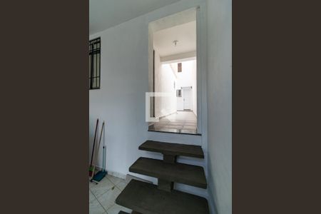 Casa à venda com 140m², 5 quartos e 2 vagas Casa à venda com 140m², 5 quartos e 2 vagasEntrada da da Casa 1
