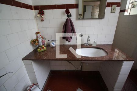 Casa à venda com 1330m², 3 quartos e 8 vagasBanheiro