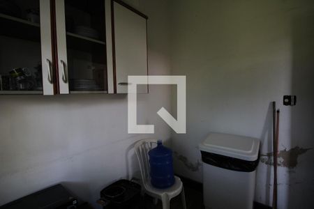 Casa à venda com 1330m², 3 quartos e 8 vagasDespensa