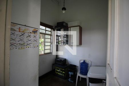 Casa à venda com 1330m², 3 quartos e 8 vagasDespensa