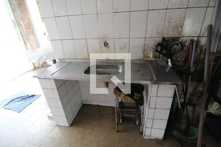 Casa à venda com 1330m², 3 quartos e 8 vagasSalão