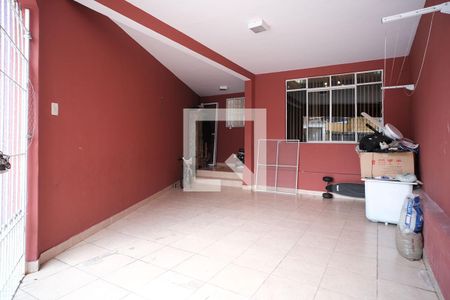 Casa à venda com 95m², 3 quartos e 1 vagaQuintal