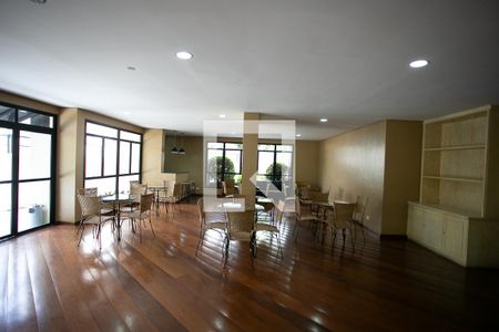 Apartamento à venda com 100m², 2 quartos e 1 vagaÁrea comum - Salão de festas