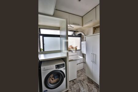 Apartamento à venda com 100m², 2 quartos e 1 vagaÁrea de Serviço