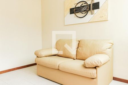 Apartamento à venda com 190m², 3 quartos e 2 vagas Apartamento à venda com 190m², 3 quartos e 2 vagasQuarto 2