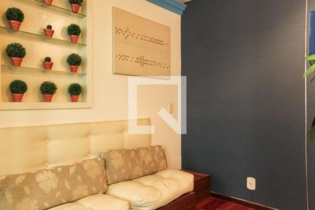 Apartamento à venda com 190m², 3 quartos e 2 vagas Apartamento à venda com 190m², 3 quartos e 2 vagasEscritório