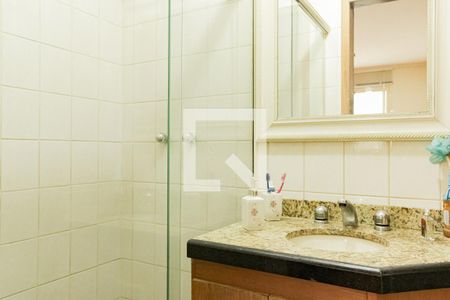 Apartamento à venda com 190m², 3 quartos e 2 vagas Apartamento à venda com 190m², 3 quartos e 2 vagasQuarto 1 - Suíte